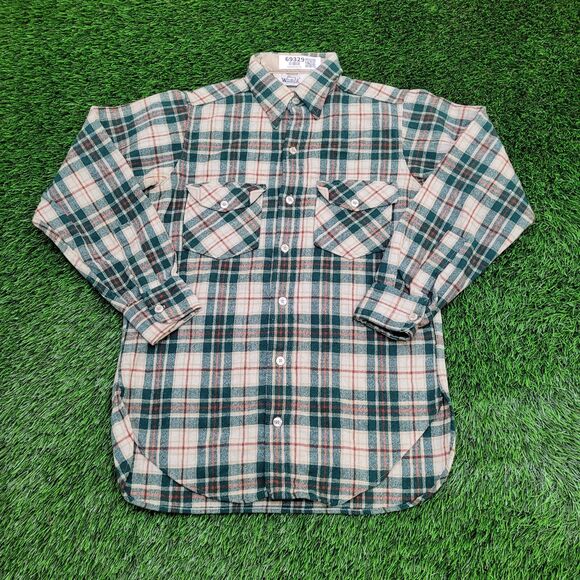 Vintage Woolrich Shadow Plaid Shirt Medium 20x30 Western - Picture 1 of 10